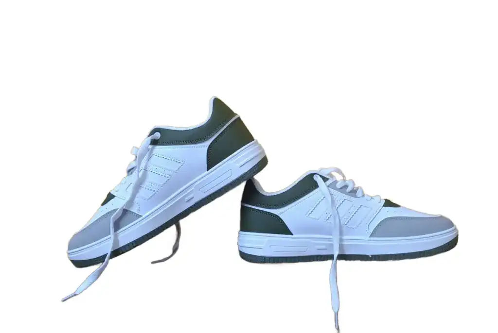 Sneaker product photo on a white background, batch processed